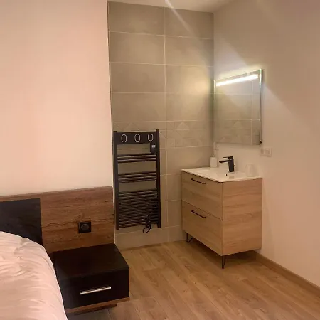 Chambre avec entrée indépendante-3